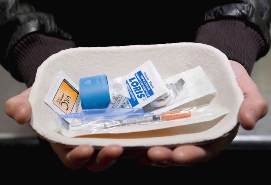Turn The Tables On Opioid Crisis naloxon kit