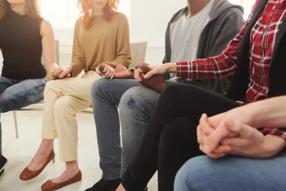 What Happens at NA Meetings? addiction help groups